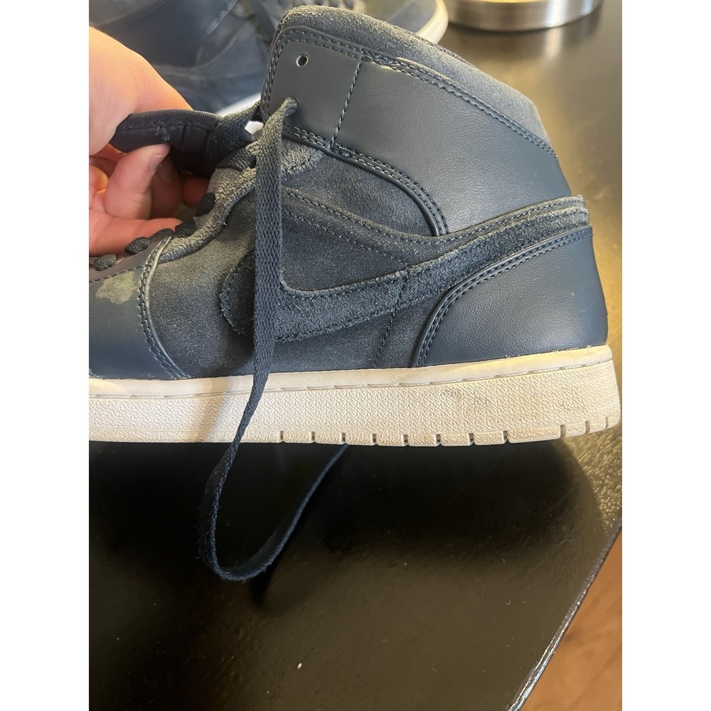 Nike Air Jordan 1 Mid Armory Navy Blue‎ 554724-421 Men's Size 11.5 EUC - Picture 14 of 14
